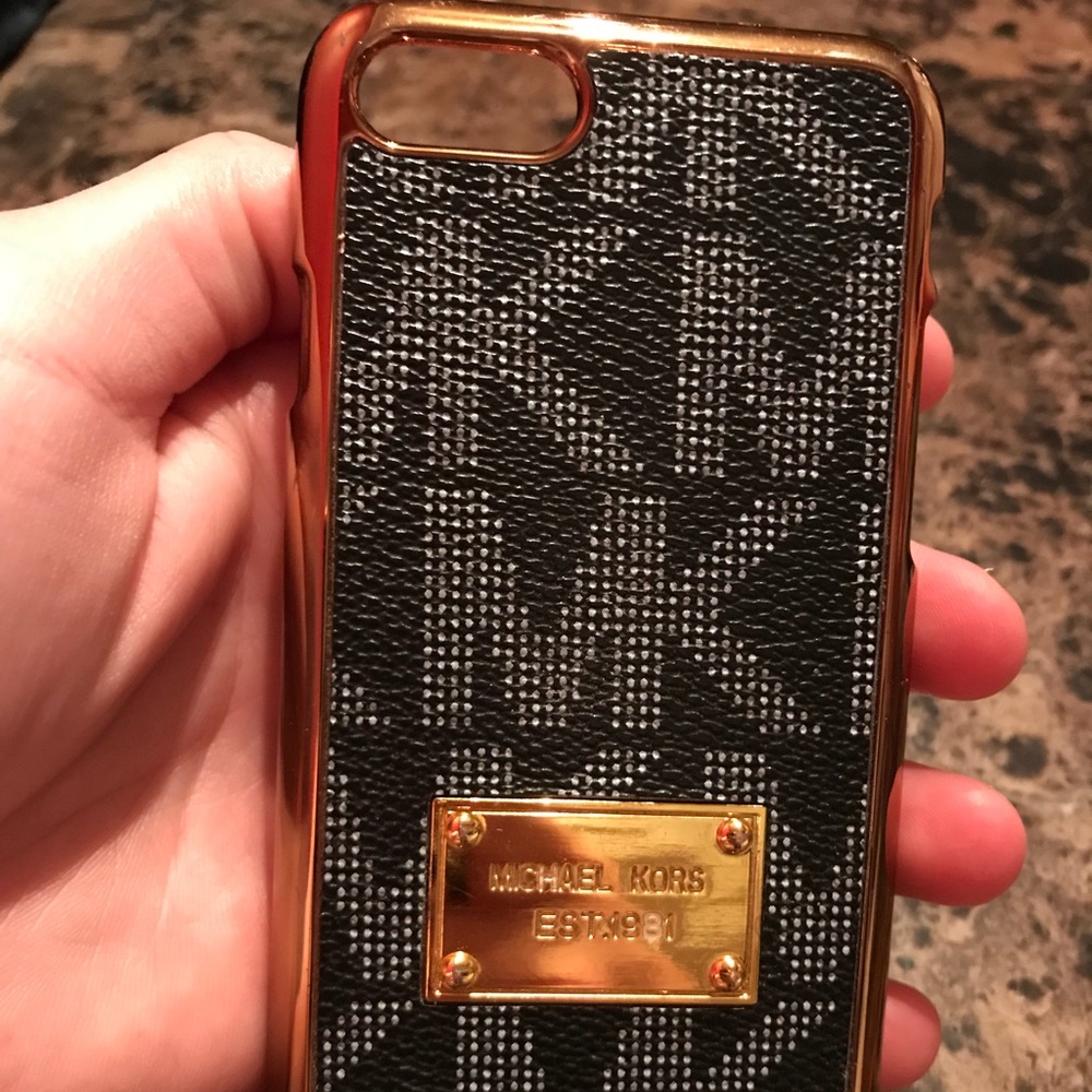 MK IPhone 7 case/skin w/ bonus
